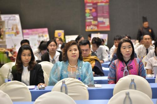 62-11-29 thea-seminar (6)